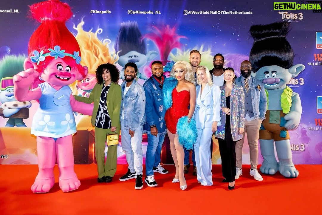 Envy Peru Instagram - Trolls 3, in Harmonie movie premiere alongside this multitalented cast π Nu te zien in de bioscoop! π₯π¬ @universal_nl #trolls #trolls3 #trollsbandtogether #trollsfilm #dreamworks #rupaul #rupaulsdragrace