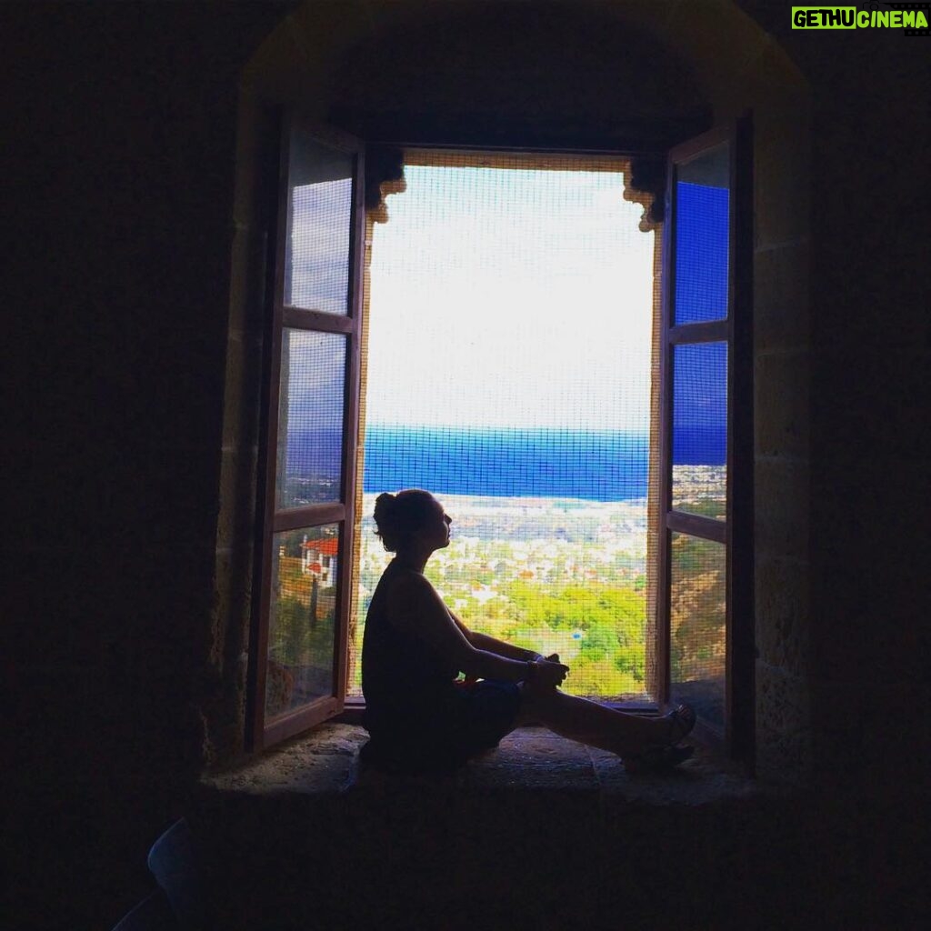 Erdal Küçükkömürcü Instagram - Bellapais Manastiri