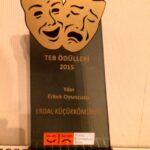 Erdal Küçükkömürcü Instagram – Türkiye Eleştirmenleri Birliği’ne çok teşekkür ederim.