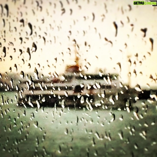 Erdal Küçükkömürcü Instagram - Yağmurda vapur