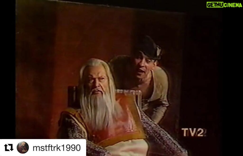 Erdal Küçükkömürcü Instagram - 1981 Cüneyt Gökçer hocamla. King Lear. Kral ve soytarısı #cüneyt gökçer #king lear #soytarı