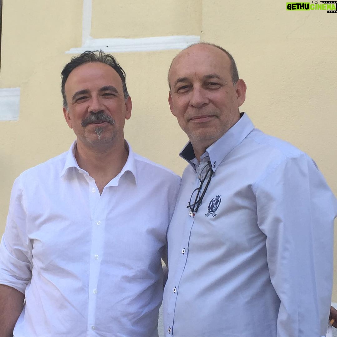 Erdal Küçükkömürcü - 394 Likes - İzmir'de Kuzenle buluşma 👍