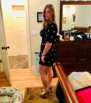 Eric Bass Instagram - Please take a moment today to wish Mrs. Bass @kellie_b_b a very happy birthday! 🎉🎉🎉 Rider of Beasts, Mother of Dogs, and the only reason I’m not broke and homeless. I love you! 😘😘😘 #birthday #riderofbeasts #motherofdogs #horse #horses #equestrian #wife #wifey #shinedown #planetzero