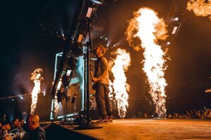 Eric Bass Instagram - Sooooo many blessings. I try and never take it for granted that this is my office where I “work”. It’s like my mom dropped me off at a MacDonald’s play land in 1983 and said, “Just stay here. This is what you do now.” 😂🤩❤️🔥 📸 by: @sanjayparikhphoto #grattitude #practicegratitude #shinedown #planetzero #wednesday #wednesdaywisdom #theprettyreckless #diamante