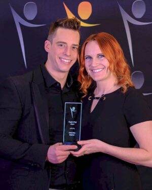 Eric Osmond Instagram - Love these guys; what a night! 

Special thanks to:
🎬 @utahfilmawards @warrenworkman79 @doraworkman73 and @townehub

📸 @josephvernonreidhead for taking such great photos of everyone. (It's become our tradition to have a photo with you as well!) 

🎭@starzandfxmgmt and @pepperprestige I couldn't get this far without you!

#actor #utahfilm #utahactor #utahfilmawards #filmawards #ericosmond #ericosmondactor