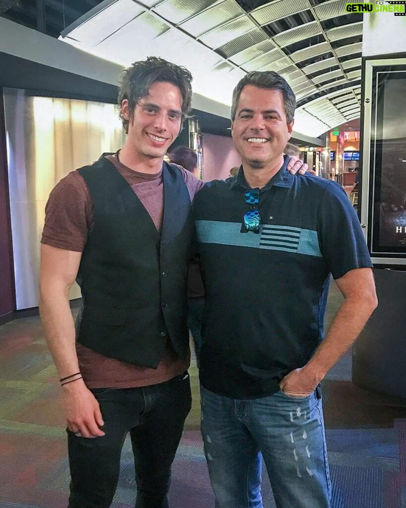 Eric Osmond Instagram - Flashback to the release of Star Wars: The Last Jedi It was exciting to run into my cousin David at the movie theater. I didn't know at the time just how much he loves Sci-Fi! Check out his incredible 📚 Sci-Fi Book📚 Collection: @vintagescificollection AND i ran into my super good buddy THE @oakley_t_hill ! We've been friends since we were kids. 😃 Special Thanks to my step-dad @barrybrown1378 for the movie night! #osmondfamily #osmond #osmonds #ericosmond #ericosmondactor #ericosmondmusic Megaplex 12 Gateway Theater