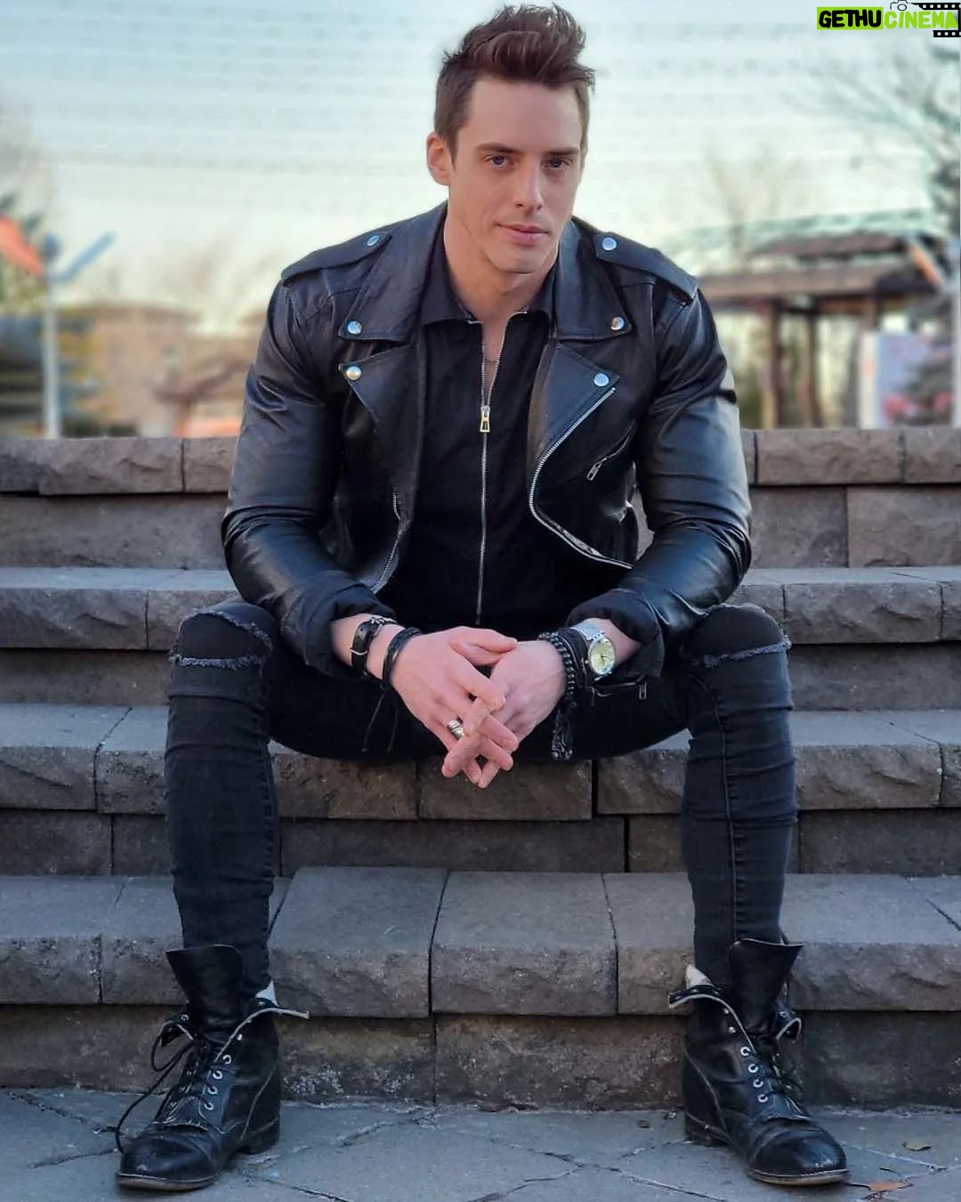 Eric Osmond Instagram - Every day you have an opportunity to do something legendary. #fashion #malemodel #utahmodel #trendymen #edgymen #photoshoot #utahphotoshoot #ericosmond 📸: @cloudspell.creations / @pepperprestige The Shops at Riverwoods