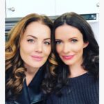 Erica Durance Instagram - Had so much fun with this Gal last week. What a badass🤗 @bitsietulloch #loislane #Smallville #Supergirl #Crisiscrossover