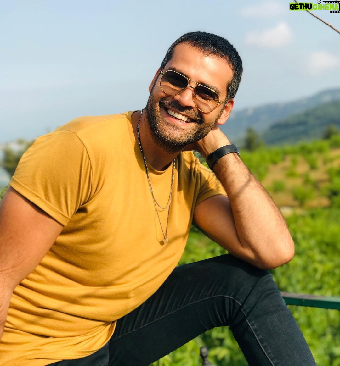Erkan Meriç - 19.3K Likes - Gülümse 🤗