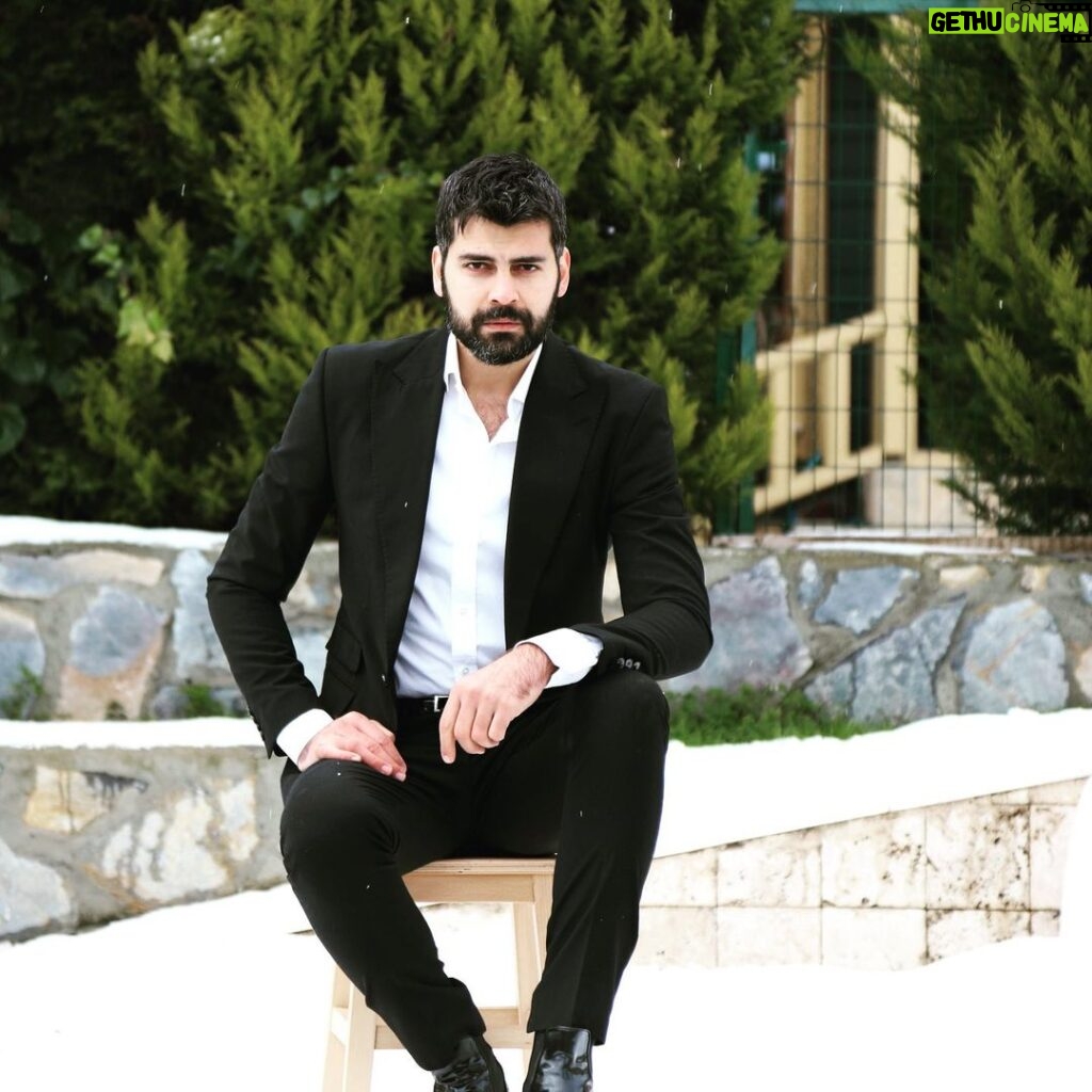Erkan Meriç Instagram - 📸 @ibrahimaslan0 👊👊