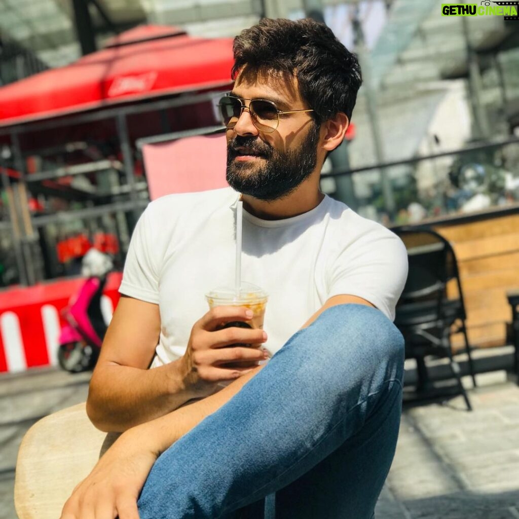 Erkan Meriç Instagram -