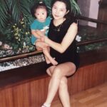 Erol Instagram - ⠀ 昨天是情人節其實當天才發現 只記得8/5要和媽媽一起過生日 謝謝媽媽在成長的過程中全方位支持 有什麼事都能跟她分享，她也會提出自己的經驗、想法跟我們這群小孩一起討論 直到現在我還是跟她無話不談 遇到開心的事想第一個與她分享 知道她會比我還開心 遇到傷心的事也第一個找她訴說 知道她一定能把我的低落情緒分解 如果有人覺得我長得還算不錯，那一定是沒看過我媽媽 她就是我心目中的天菜 我想永遠當她的小孩 Happy birthday I love u #mom #love #loveyou #happyday