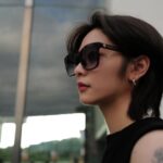 Erol Instagram - ⠀ 每年夏天都是最需要墨鏡的時候 自己眼睛是蠻畏光的大太陽開車會很難受 要找到適合自己臉型、符合穿搭風格 也不是一件簡單的事 這次MARC JACOBS 2022春夏系列太陽眼鏡 好多款式都愛不釋手，除了外型好看實際功能也很重要 研究了一下他們家最高抗UV係數達到400有效阻擋紫外線，能夠預防眼睛傷害及眼周老化，還有一年非人為損害免費維修服務，有任何問題原廠都能負責喔！ 即日起至7/12從我的專屬購物連結下單就能享有75折優惠 這個夏天一起當個最有型的人吧！ https://www.onze.com.tw/hidden/erol2022 #marcjacobs #穿搭 #夏日穿搭 #精品墨鏡 #太陽眼鏡
