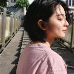 Erol Instagram - ⠀ 新的一天就從喜歡的顏色開始 常被生活中有美感的設計所吸引 最近接觸了Sony WF-C500這款耳機 剛開始注意到它其實是因為外表😳 （外貿協會認證） 除了外觀設計有質感之外，還有四種顏色可以選擇 實際上手後發現它連接快速、容易操作、可以直接用耳機調節播放音量！ 又可以使用Headphones Connect APP進行喜好設定！ 耳機跟充電盒設計得很輕巧 無論運動、通勤或者工作中，提升不少便利性 搭配充電盒可使用時間長達20小時，對於我這種常忘記充電的人非常友善 想獲得這款耳機有兩種方式 1.去各大通路購買🤣🤣🤣 2.有追蹤我的朋友們，在這篇文章按讚加留言 ：我要Sony WF-C500耳機、並且轉發限時動態 將抽出三位名額贈送 （中獎名單將於4/1/20:00抽出） （需截圖轉發限時動態） @SonyTaiwan #Sony #WFC500 #馬卡龍耳機 #真無線耳機入門款 #國民真無線耳機