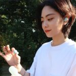 Erol Instagram - ⠀ 新的一天就從喜歡的顏色開始 常被生活中有美感的設計所吸引 最近接觸了Sony WF-C500這款耳機 剛開始注意到它其實是因為外表😳 （外貿協會認證） 除了外觀設計有質感之外，還有四種顏色可以選擇 實際上手後發現它連接快速、容易操作、可以直接用耳機調節播放音量！ 又可以使用Headphones Connect APP進行喜好設定！ 耳機跟充電盒設計得很輕巧 無論運動、通勤或者工作中，提升不少便利性 搭配充電盒可使用時間長達20小時，對於我這種常忘記充電的人非常友善 想獲得這款耳機有兩種方式 1.去各大通路購買🤣🤣🤣 2.有追蹤我的朋友們，在這篇文章按讚加留言 ：我要Sony WF-C500耳機、並且轉發限時動態 將抽出三位名額贈送 （中獎名單將於4/1/20:00抽出） （需截圖轉發限時動態） @SonyTaiwan #Sony #WFC500 #馬卡龍耳機 #真無線耳機入門款 #國民真無線耳機