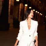 Esha Gupta Instagram – @brunellocucinelli_brand @bulgari @louboutinworld 
@victorblancostudio @borondophoto @robertoramosmakeup @belencasado_ @chusac Madrid, Spain