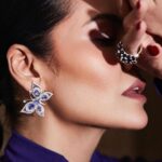 Esha Gupta Instagram – 💟💜 
Dress @off____white 
Jewels @amarisbyprernarajpal 
Styled by @victorblancostudio 
Hair @tanujabhatt50 
Photographer @hiteshkhunt