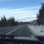 Espen Eckbo Instagram - God påskeutfart, kjør forsiktig og skal dere bryte fartsgrensen, så vær ihvertfall oppdatert på teknologien! #eckbosarkiv #påske #påskeferie #fartskontroll #apekattmedbordtennisrekkert #arvidlofthus #arkivklipp @tvnorge