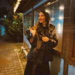 Esra Ruşan Instagram - Post gelsin dendi. E gelsin peki. 💋