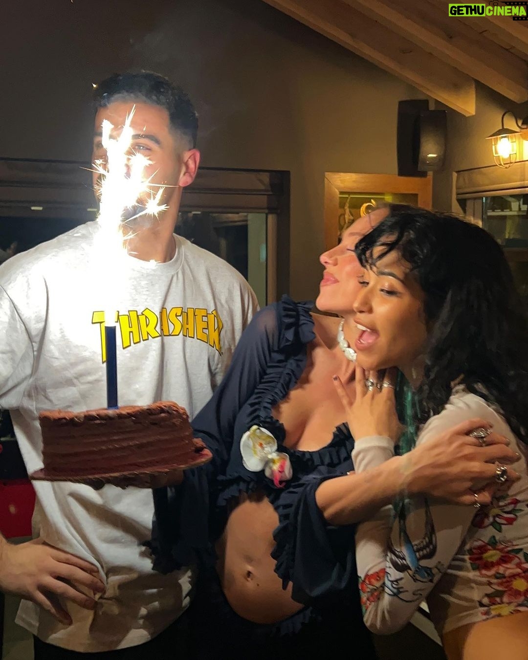 Ester Expósito Instagram - 🌙🎂🌬️ Mexico City, Mexico