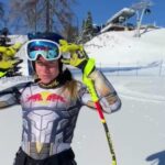Ester Ledecká Instagram – Když snowboardistka zdraví lyžařku😁😜🤘🏽.

When the snowboarder greets the skier😁😜🤘🏽.

Thank you @redbull APC, @kronplatz_official and  @sulden_solda for great training! 

@kaestleski

STR