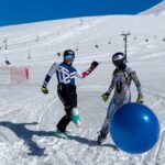 Ester Ledecká Instagram – My jsme si na cestu k jižnímu pólu míč proti trudomyslnosti vzít nezapomněli! 😂
🤜🤛

We have the ball(s) to behave crazy even in public and you? 🤪😂

@kaestleski
@redbull
@pocsports
@levelgloves

STR