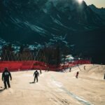 Ester Ledecká Instagram – Ahoj všichni, 
mrzí mě, že jsem si tenhle víkend nemohla užít tak, jak jsem chtěla. Většina teamu po snowboardových závodech lehla a ani já jsem nakonec nevyvázla. Zatim těch dní, kdy jsem nejezdila s nudlí u nosu nebo nekašlala na celej svůj team (doslova nikoli obrazně) od začátku sezóny moc nebylo, ale pracuju na tom, abych se dala zase dokupy a brzo se postavila zpátky na start v plný síle! Jak by řekl Ivánek(z “Ivánku kamaráde, můžeš mluvit?”): Mám prášků jak Horníček.. Bych si prostě jen přála, aby se mi už dejchalo líp. Ale budeme bojovat uvidíme…

PS: Gratuluju @janniksin k titulu na Australian Open! Inspiruje mě ta tvoje klidná síla!

Hello everyone, 
I’m sorry that I couldn’t enjoy this weekend as I wanted to. Most of the team got sick after the snowboarding races, and I didn’t escape that either in the end. So far, there haven’t been many days when I haven’t been riding or skiing without booger hanging out of my nose or coughing since the beginning of the season, but I’m working on getting myself back together and soon standing back at the starting line at full strength! 

PS: Congratulations to @janniksin on the Australian open title! Your calm strength inspires me!

📷by: @justin_reiter

STR Cortina d’Ampezzo, Italy