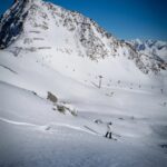 Ester Ledecká Instagram – Prašánek❄️😋

Pow pow day❄️😋

@f2_international
@bogner.fireandice
@levelgloves
@redbull

📷by: @justin_reiter

STR