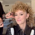 Esther Acebo Instagram - Cuantísimo TALENTO y diversión ayer en @schoolofrockes 🎸 🤘🏼 • MUAH @sandrononna @yslbeauty @isazancajo @edu_ordono LOOK @josejuan35 @boss