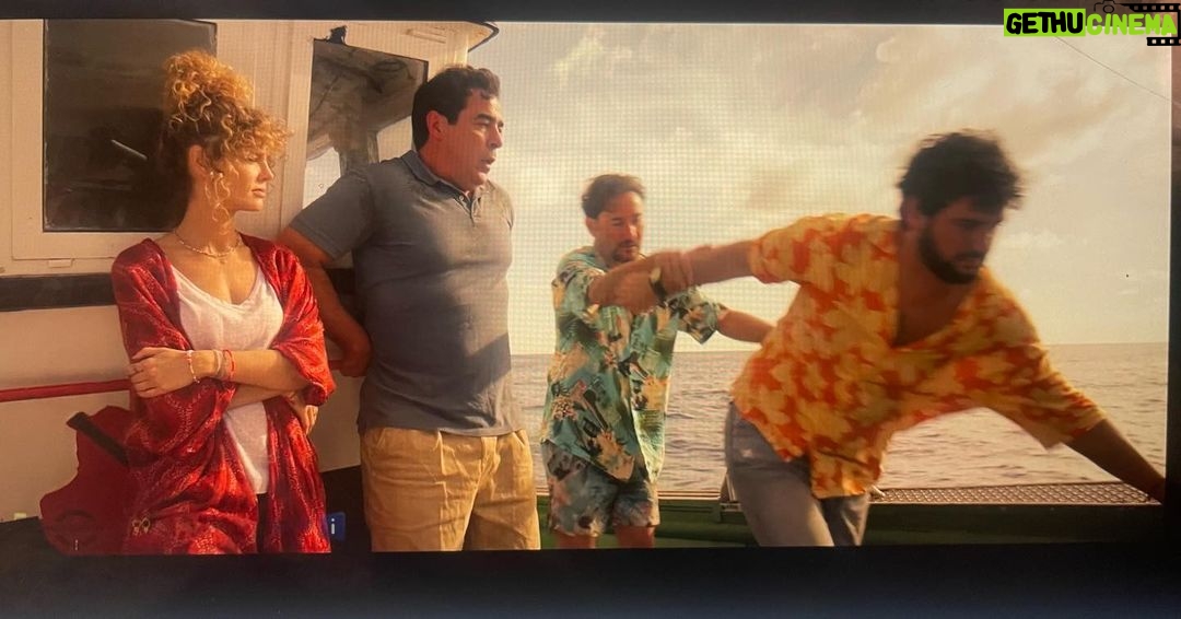 Esther Acebo Instagram - Hace un año y pico rodamos ‘DE PERDiDOS A RÍO’, de @joaquinmazon ✨ Aquí aLgunos recuerdos de aquellas semanas intensas. Hoy, La peLi es VUESTRA! SoLo en cines!! 🎬 Yo La llevaré SiEMPRE en mi corazón 💝 @sonypicturesspain @pecadofilms @laclaquetapc