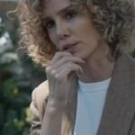Esther Acebo Instagram - #operaciónmareanegra2 ya está en @primevideo y Coira os recuerda que a veces saber demasiado no interesa.. 😏 💥