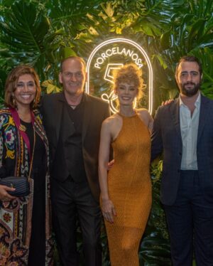 Esther Acebo Instagram - FeLiz de haber acompañado a @porcelanosa en su 50 aniversario y en La apertura de su primera tienda en Costa Rica.
Han sido 48h de conocer un espacio increíbLe, un equipo taLentosísimo y un montón de gente maraviLLosa.
PURA ViDA amig@s! 🙌🏻♥️