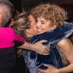 Esther Acebo Instagram - Risas. Nervios. ApLausos. Emoción. Y abrazos. Muchos abrazos. 🥰 Anoche disfruté de La premier de La 2ª temporada de OPERACIÓN MAREA NEGRA, y no puedo estar más feLiz de La gente increíbLe que conforma este proyecto. EL 10 de febrero es VUESTRA en @primevideo 👗 @josejuan35 @michaelkors @messikajewelry 💋 @raquelalvarezdiaz_