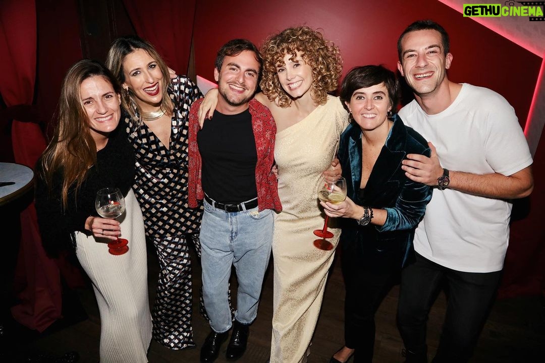 Esther Acebo Instagram - About Last night.. 🍾 Qué maraviLLa reencontrarme con amigos, compañeros y eL equipazO de Ibiza, y disfrutar de esta cata de champagne #mummchampagnegallery Repetimos pronto @ghmumm_es ..? ❤️ Ramses Madrid