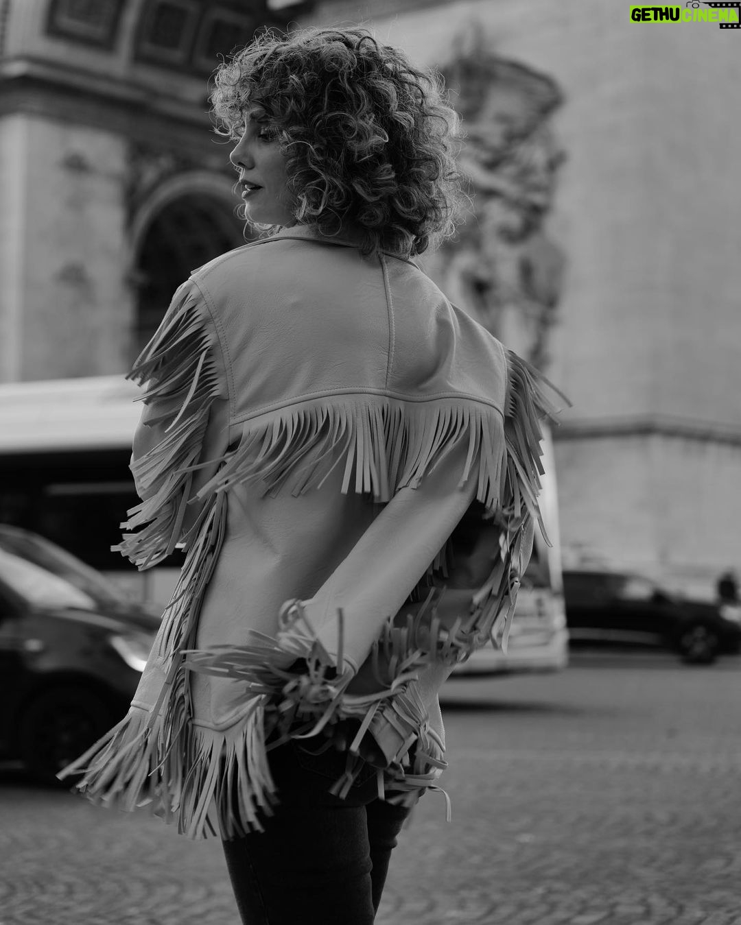 Esther Acebo Instagram - When in Paris ❤️