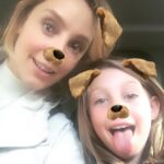 Esther Acebo Instagram - Hubo MUCHAS risas en rodaje, pero qué tensión en eL cine, oye… #JAULA #elenaAnaya