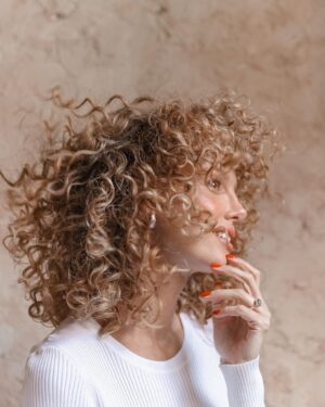 Esther Acebo Instagram - Don’t fight.. just accept and embrace yourseLf #curllegacy #manifestyourgreatness