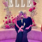 Esther Acebo Instagram – iNVESTiGACiÓN y ESPERANZA son Los conceptos que rescato de ayer en #ellecancerball
Muchísimas gracias @elle_spain por contar conmigo para un evento tan importante y enhorabuena por hacerLo tan bonito y especiaL 💕