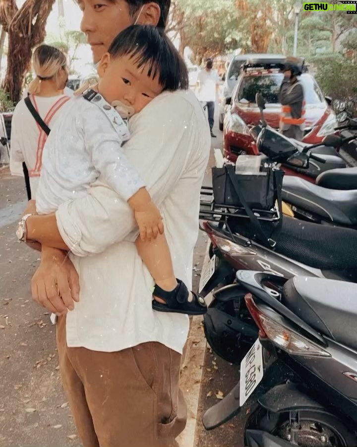 Esther Liu - 20.2K Likes - #此時此刻
#一家之主
其實家就是家,只要互相互補就好
想念這家裡面吵鬧又平淡的日常
謝謝大家這麼喜歡,我也好喜歡💕
@atthemoment.official