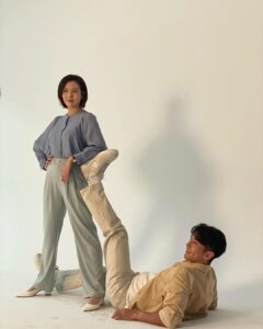 Esther Liu Instagram - #此時此刻 #一家之主 其實家就是家，只要互相互補就好 想念這家裡面吵鬧又平淡的日常 謝謝大家這麼喜歡，我也好喜歡💕 @atthemoment.official