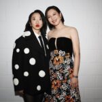 Esther Liu Instagram – 第58屆金鐘獎完成✅

那天 @nikki_hsieh 說
沒想到會在金鐘獎看到我害羞的瞬間🙈
對啊，我這個三金主持小嫩嫩真的很幸福
不僅是四面八方的加油打氣
亞蘭姐的支撐🙌🏻
連在現場都獲得了陶子姐城哥的鼓勵 
‘沒事的，越鬆越好’
我想我就是仗著有大家當靠山
才有這愚勇埋頭完成挑戰

再次感謝三立金鐘團隊
謝謝你們願意給我這個機會🙇‍♀️
謝謝我的團隊
有你們真好
勞苦功高經紀人： @1004_310728630 
奔波助理： @jameslai19810918 
Makeup: @karenchang_makeup 
Hairstyle: @plants_rick 
Stylist @eavecning @ningstyling
👗@safiyaa_official
👠 @jimmychoo
💎 #Damianiofficial #Damiani #戴美安妮#DamianiMimosa

📷: @yuweiiv
