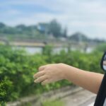 Esther Liu Instagram – #日常碎片
飛不停的九月
行程一直看不到終點
也到了九月的最後一天

總是有這麼幾個瞬間
時間彷彿凝結
確認了我的靈
確實存在於這世界

十月來了
我都來了
當然繼續勇往直前
🙋‍♀️

最後一張是 @aiyalayotw 
她榮登我 #外出工作必備 
#吃貨推薦