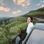 Esther Liu Instagram – 連假來個說走就走的旅行吧
讓一路的各種新鮮
創造不同的生命體驗
Cayenne 給我的安全感
讓我能恣意的追求自由
同時也成為獨處的庇所
不用言語
也能懂我跟上我的節奏
怎麼跟挑對象好像?😂
#要罩我也要懂我
那一天好好玩
連結➡️ https://www.facebook.com/elle.tw/posts/713125117524970
我想最終的最終
我們最想到達的
就是舒適與自由
Thanks for everything❤️
@porschetaiwan & @elletaiwan
&共馳新境友 @karenhu1984
❤️🫶🏻