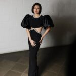 Esther Liu Instagram – 第58屆金鐘獎節目類
@goldenbellawards
一開場給大家來個正式的優雅
從轉盤出場太有趣了🫶🏻
Thank you
Makeup: @karenchang_makeup
Hairstyle: @plants_rick
👗: @alfabetaevening @barly_bridal
👠: @stuartweitzman
💎: @bulgari #Bulgari #BulgatiJewelry
Stylist: @eavecning @ningstyling
📷: @yuweiiv