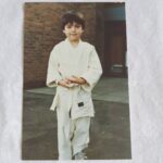 Etienne Bobenrieth Instagram - Judoka. 1989. Algo cachetón. Jajajaja 😂😂😂😂😂😂😂😂😂😂😂 @marcelacanasc, mi madre, es la responsable de tener muchas fotos de cabro chico. Gracias ma !!💜🌈😇