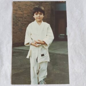 Etienne Bobenrieth Instagram - Judoka. 1989. Algo cachetón. Jajajaja 😂😂😂😂😂😂😂😂😂😂😂
@marcelacanasc, mi madre,  es la responsable de tener muchas fotos de cabro chico. Gracias ma !!💜🌈😇