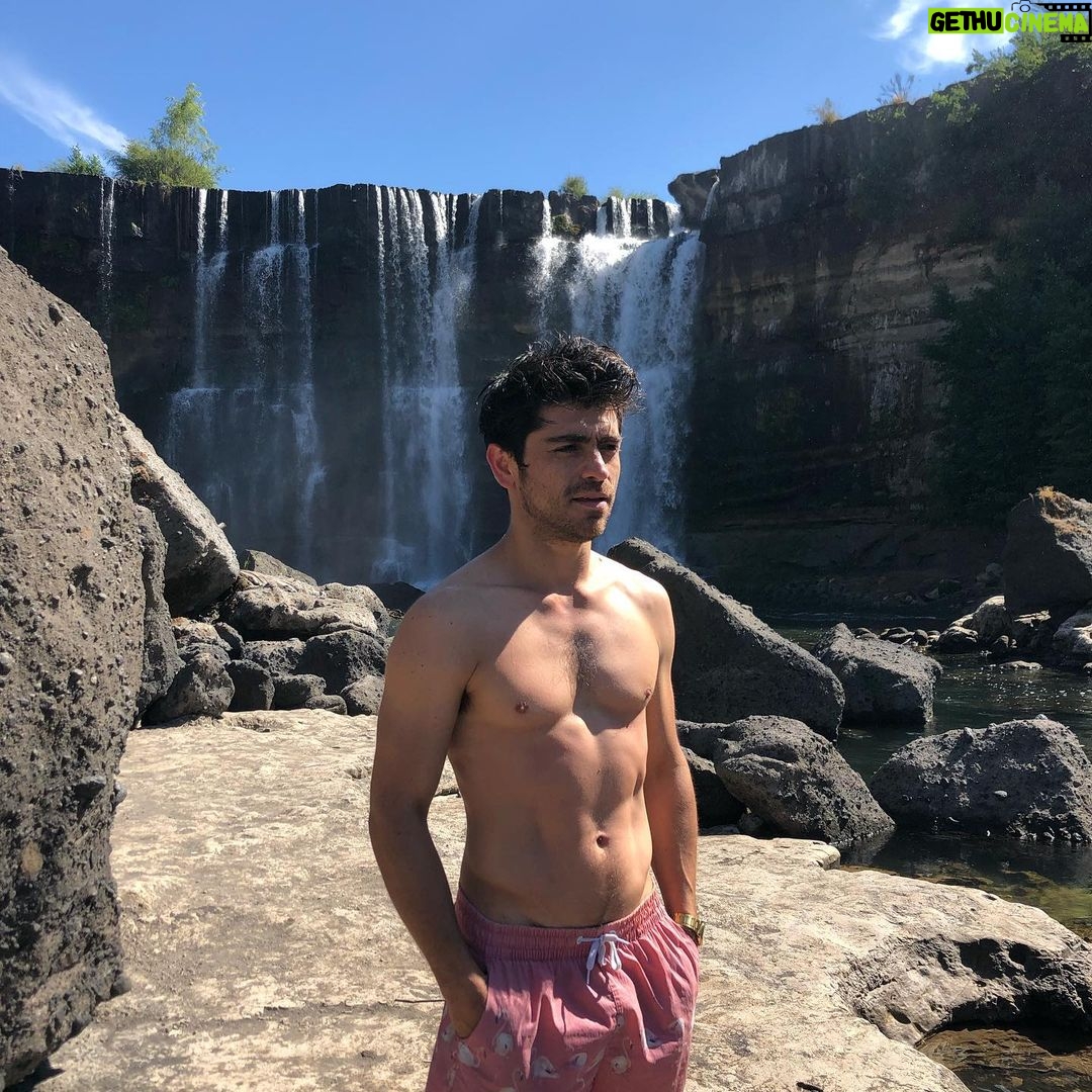 Etienne Bobenrieth - 23.8K Likes - Viaducto Malleco y Saltos del Laja ☀️. Recorriendo el centro sur de nuestro país
inaugurando verano, preparando sorpresas para el 2020. 😉🥾🌤🌧🚣🏼♂️✈️🚛🎥🎥🎥📽📽📽📽📸📸📸