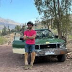 Etienne Bobenrieth Instagram - Y así empieza nuestra aventura, la aventura de #loscarsongs junto a mi compa @andresvelascoreyes. Acompañanos este verano, Todos los sábados a las 17:20 por las pantallas de mega. Visitaremos lugares emblemáticos y otros más escondidos, todos cargados de comida, paisajes aventuras y risas. Los esperamos!!!!!!