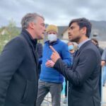 Etienne Bobenrieth Instagram – Cara a cara con @diegomunozerenchun 
@mega.tv 
#pobrenovio 
Atrás, nuestro director Matias Stagnaro
Foto de @elbetomillones