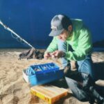 Etienne Bobenrieth Instagram - Se pesca a las 5:30 am 🎣 No picó, pero se disfrutó la hora azul, cuando los colores cambian para que llegue el día☀️. 📸 @martinaorrego